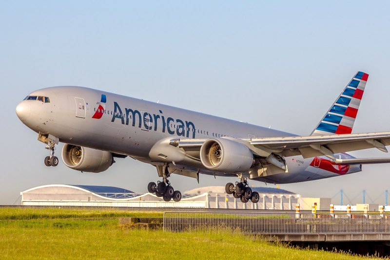 Боинг 777 Американ