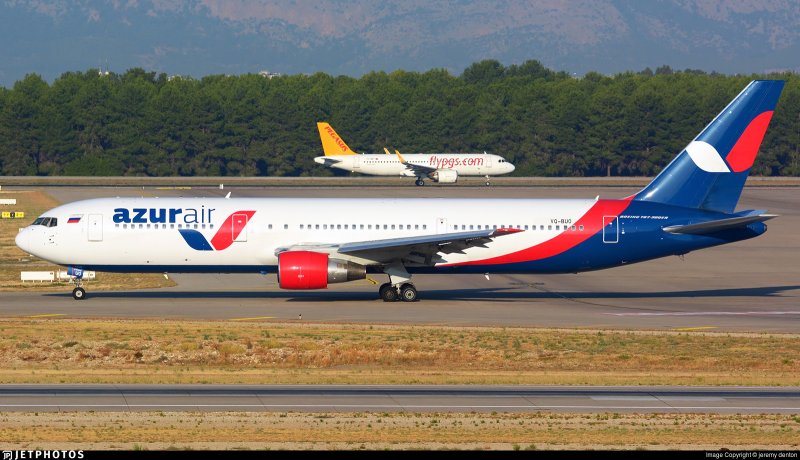 Боинг 737 300 Азур Эйр