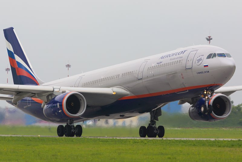 Аэробус 330