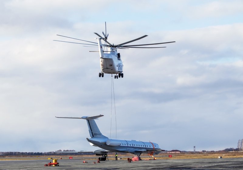 Ми-26 вертолет ту-134