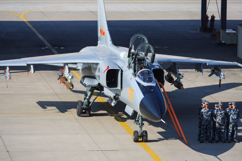X Ян JH-7
