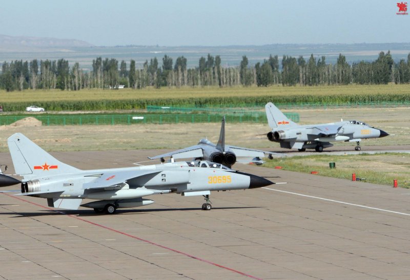 Китайские истребители JH-7a