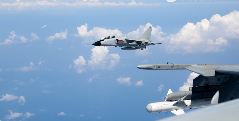 Истребитель-бомбардировщик JH-7b