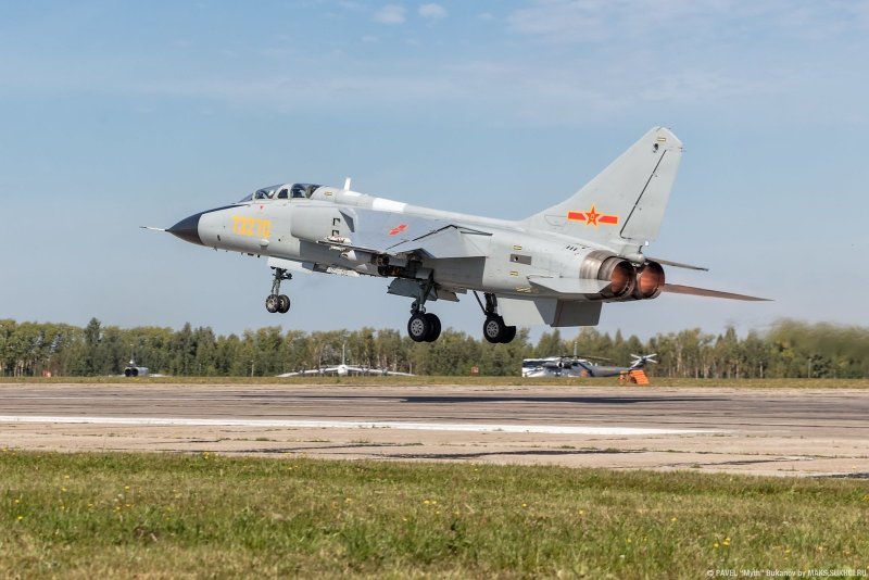 JH-7 ВВС НОАК