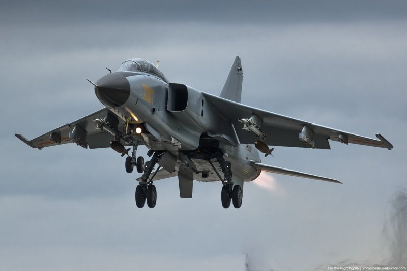 JH-7a самолет