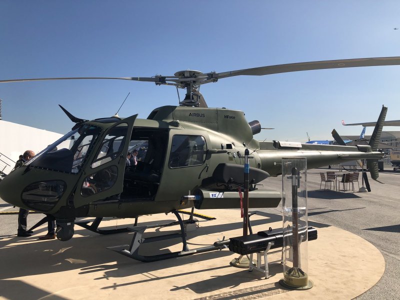 Ec125 вертолет