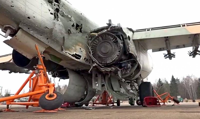 Су-25 Штурмовик после попадания Стингера