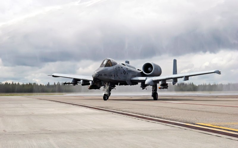 Истребитель a-10 Thunderbolt