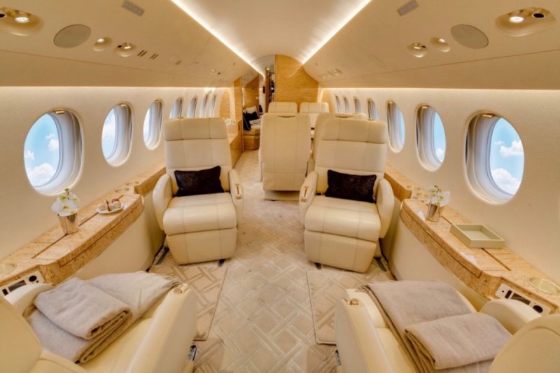Dassault Falcon 7x салон