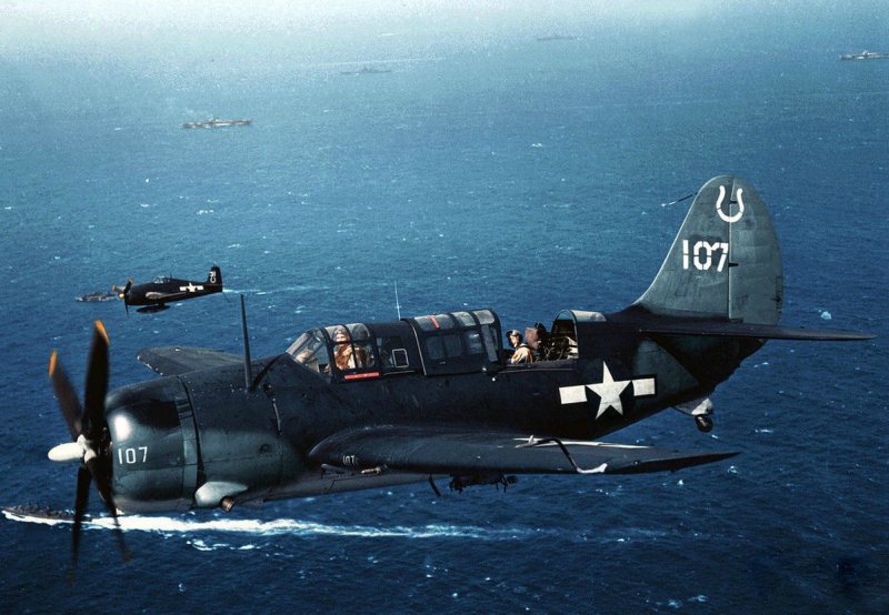 Палубный бомбардировщик Curtiss Helldiver SB-2c-1