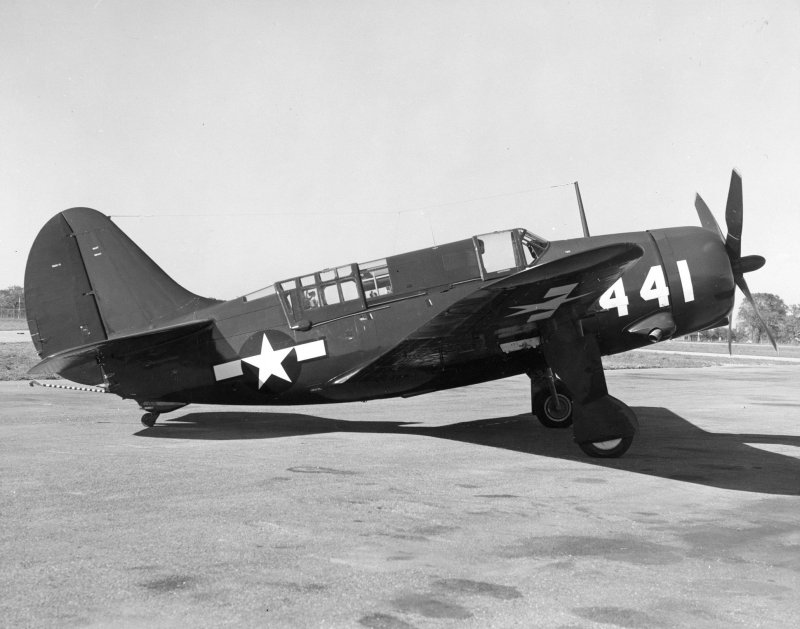 Пикирующий бомбардировщик Curtiss sb2c «Helldiver»