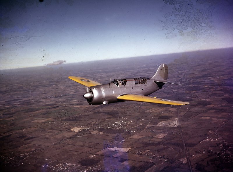 Пикирующий бомбардировщик Curtiss sb2c «Helldiver»