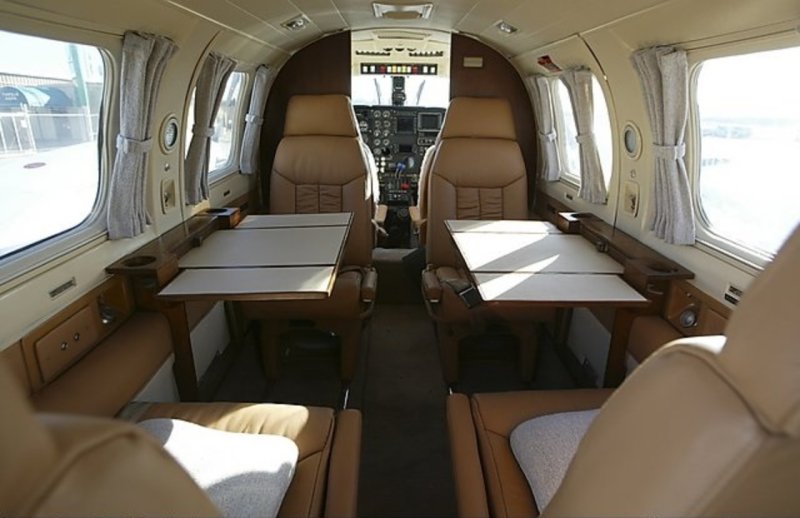 Piper pa-31 Navajo салон