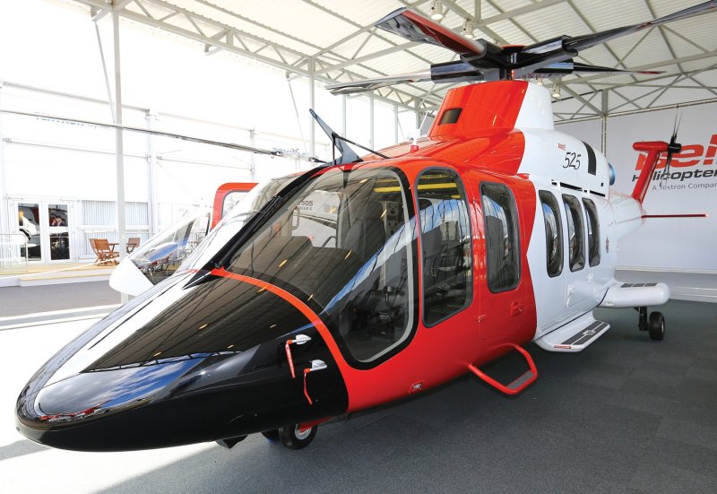 Вертолет Bell 525