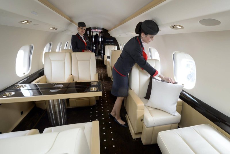 Jet Bombardier inside