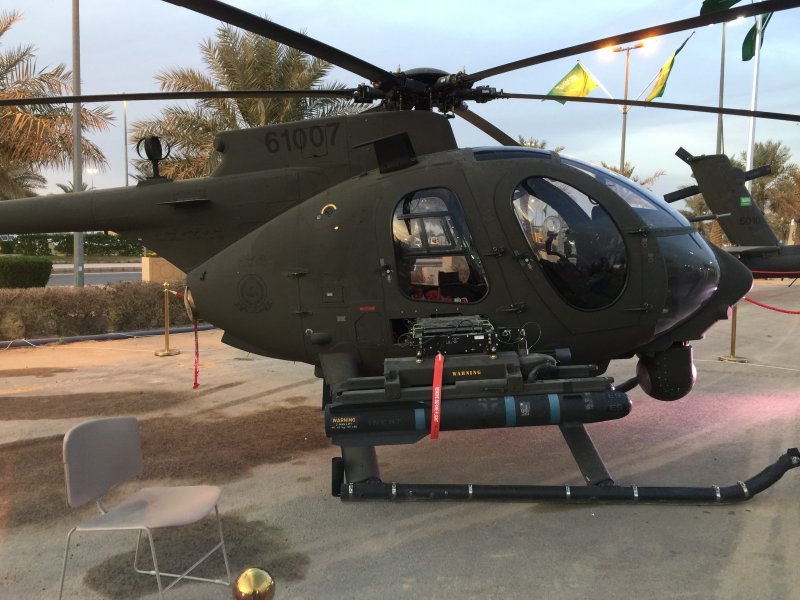 Вертолет Ah-6 little Bird