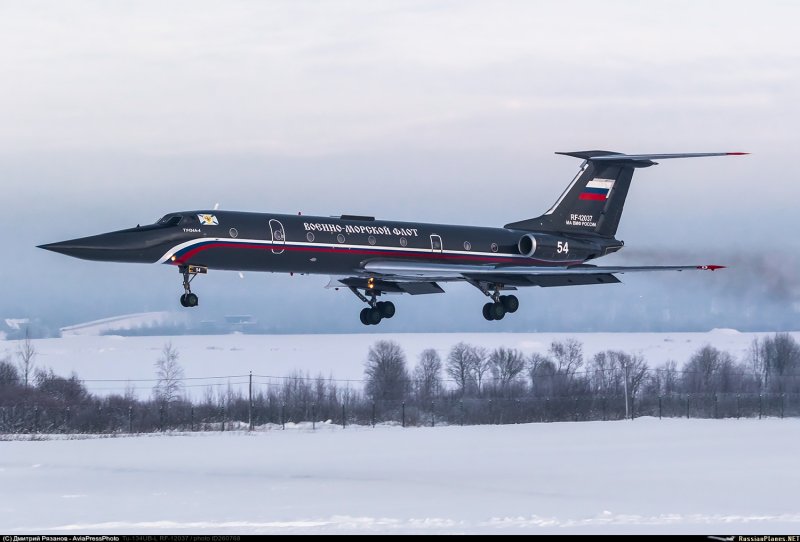 Ту-134 УБЛ черная Жемчужина