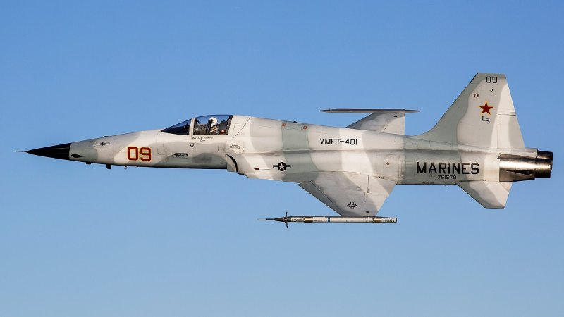 Самолет ф-5 Тайгер