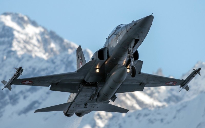 F5 Tiger самолет