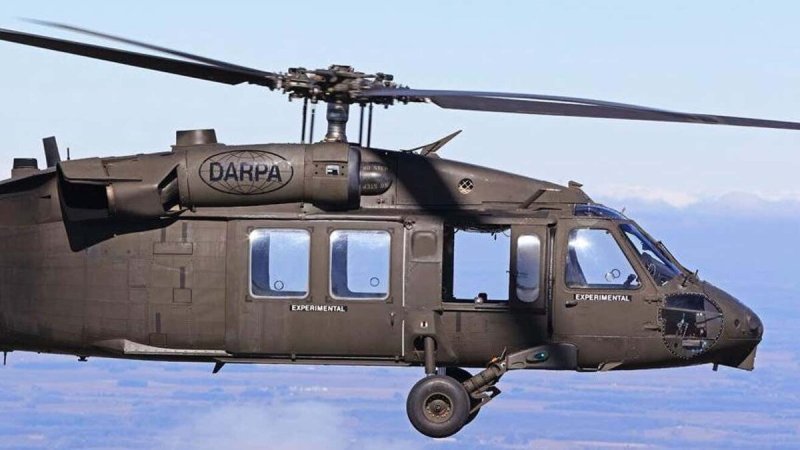 Вертолёт uh-60 Black Hawk