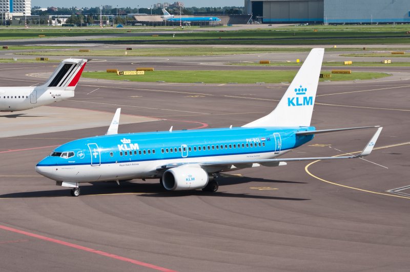 Боинг 737-700