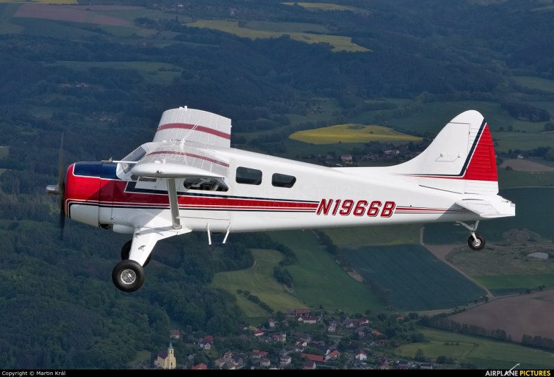 Самолет DHC-2 beaver шесть дней семь ночей
