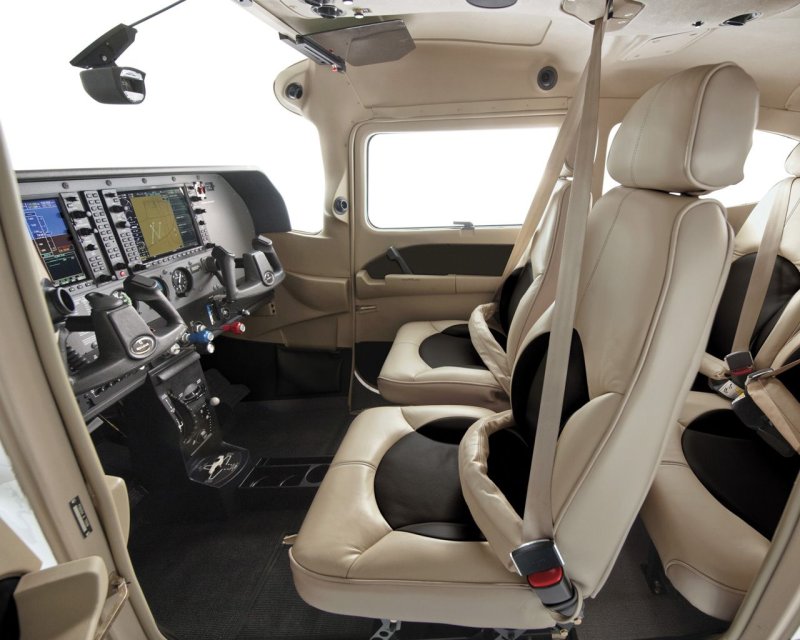 Cessna 172 салон