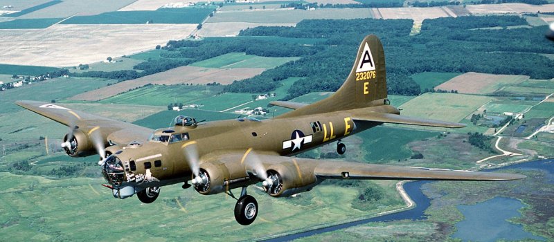 B17 самолет бомбардировщик
