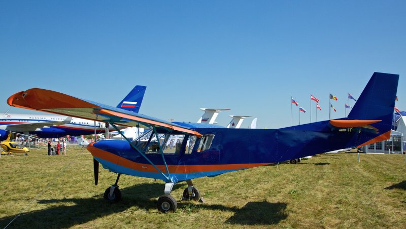 Zenith stol Ch 801