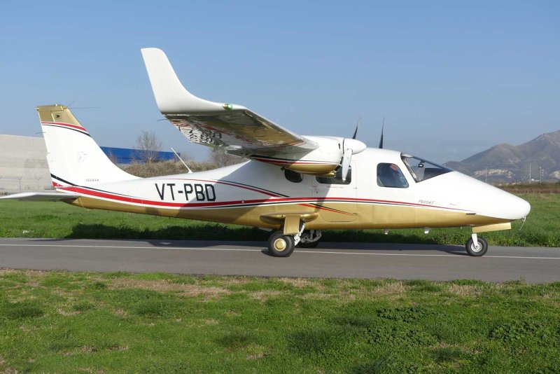 Самолет Tecnam