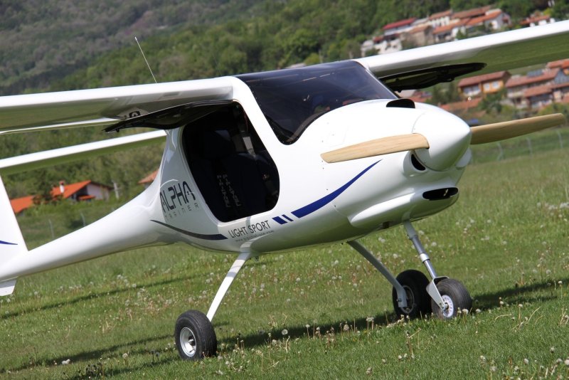 Pipistrel самолет
