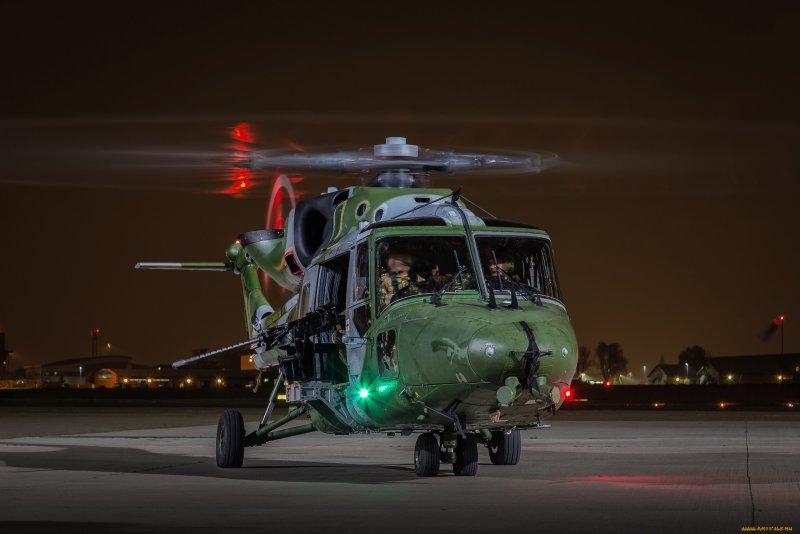 Вертолет Lynx Ah 9
