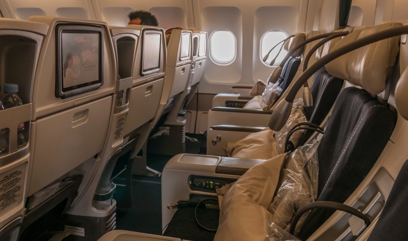 A340-300 Бурхан фото интерьера