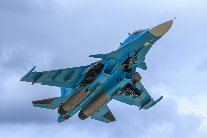Многоцелевой истребитель Су-34