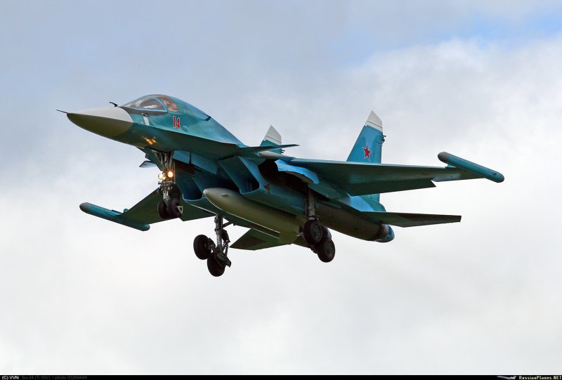 Фронтовой бомбардировщик Су-34