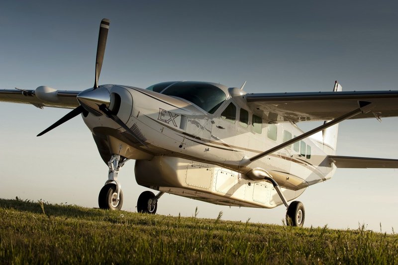 Самолёт Cessna 208 Grand Caravan ex