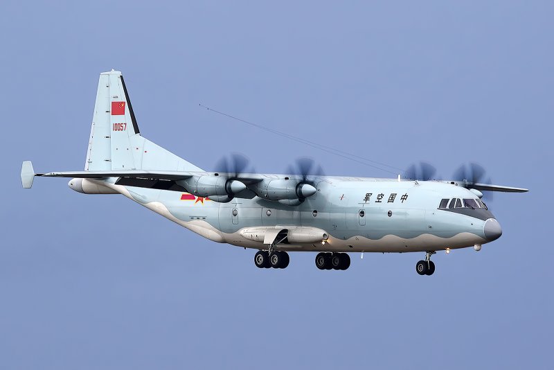Shaanxi y-9 кабина
