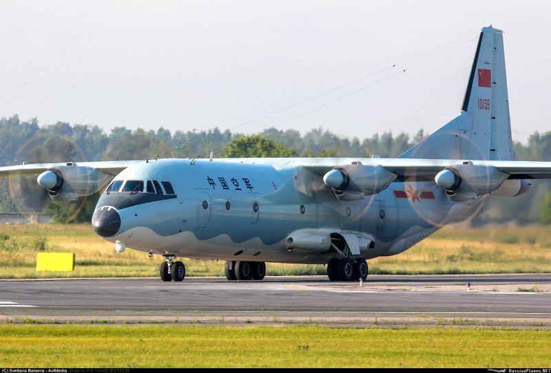 Shaanxi y-9 самолет