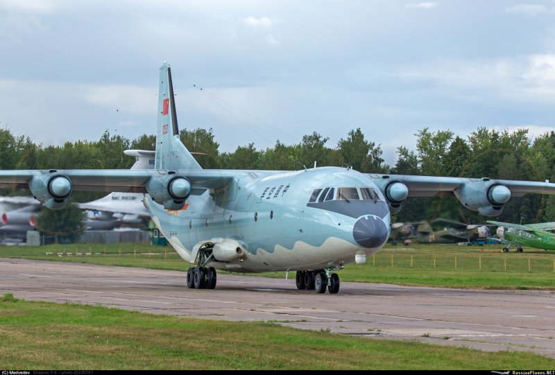 Shaanxi y-9