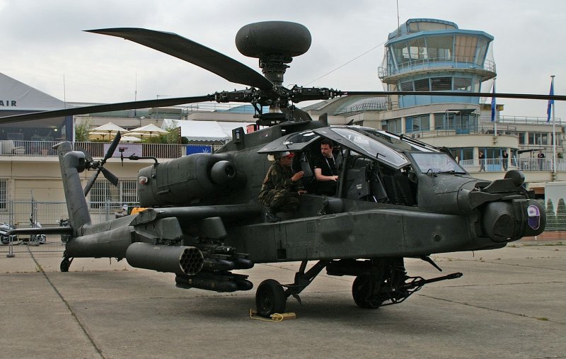 Вертолет АН 64 Апач