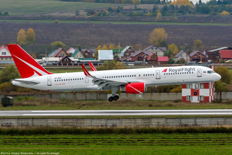 777-300er Роял Флайт
