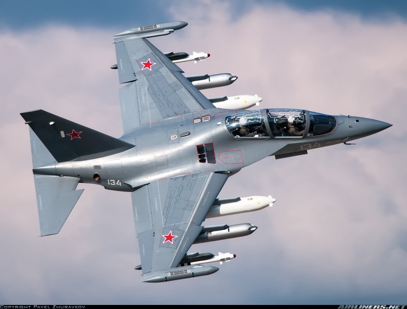 Истребитель як-130