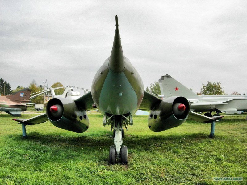 Самолет як-28
