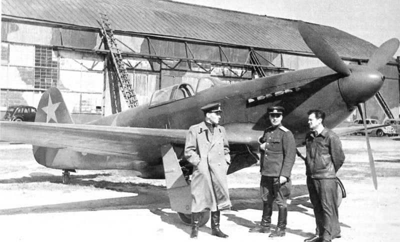 Яковлев як-9