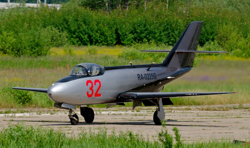Як-30 самолет