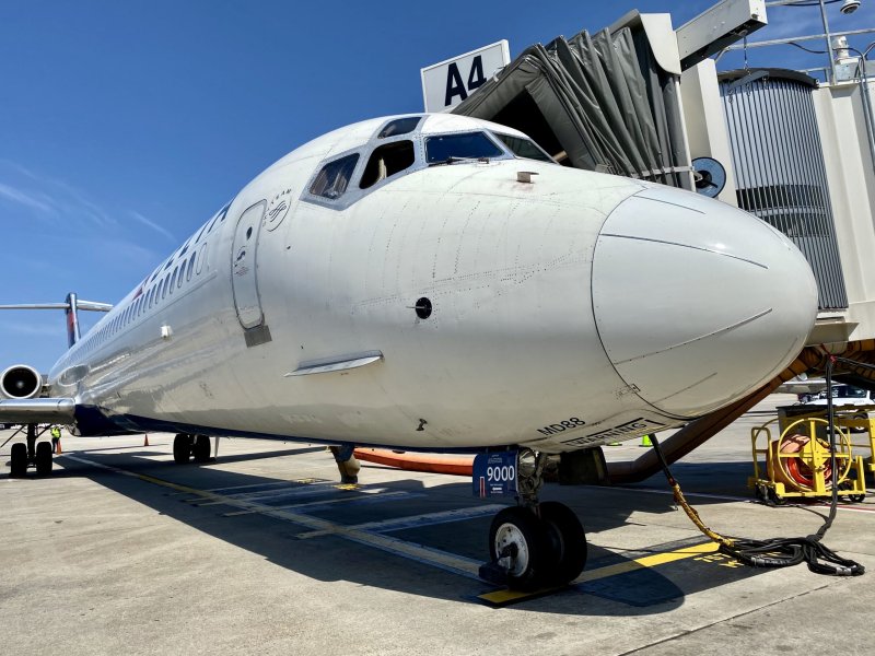 MCDONNELL-Douglas Vital