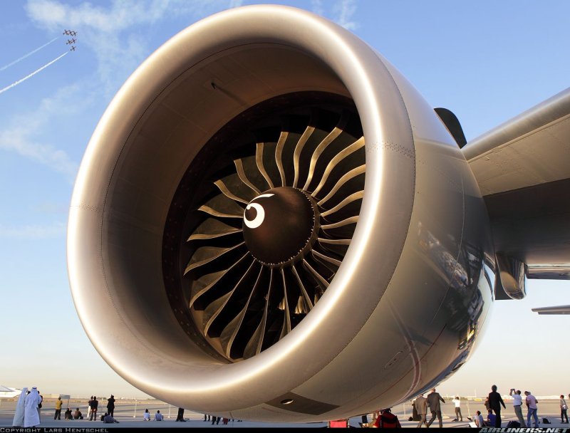 Турбина самолета Боинга 777