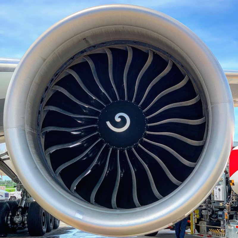Авиадвигатель Боинг 777