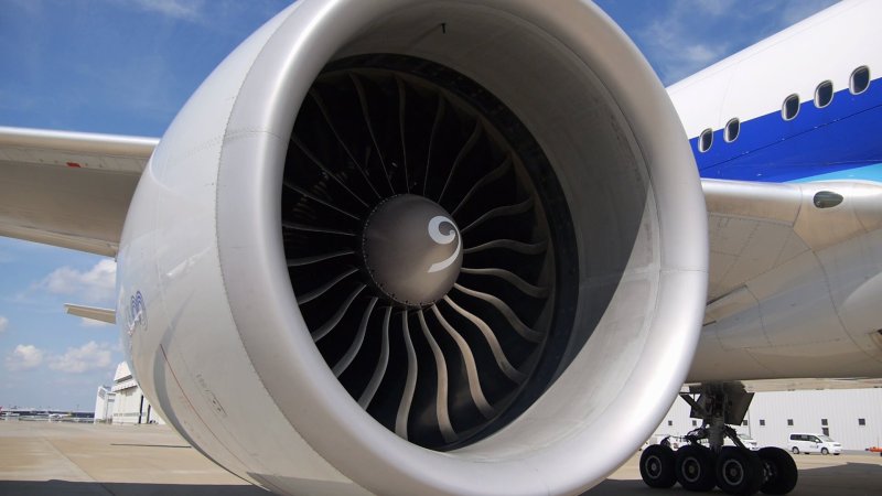 Двигатель General Electric ge90