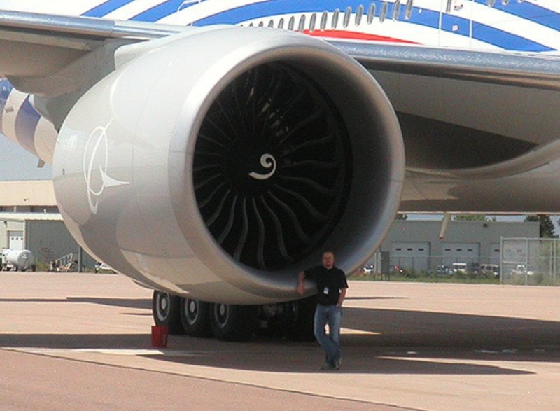 General Electric ge90-115b